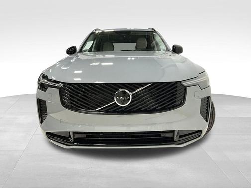 2026 Volvo XC90 B6 Ultra Dark Theme 7-Seater