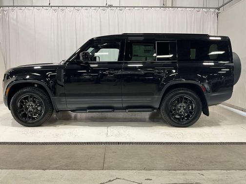 2025 Land Rover Defender 130 P300 S