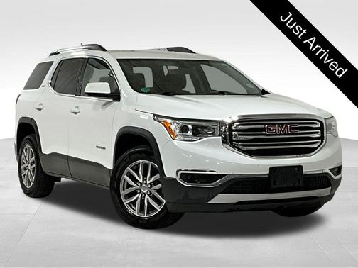 Summit White 2017 GMC Acadia SLE-2