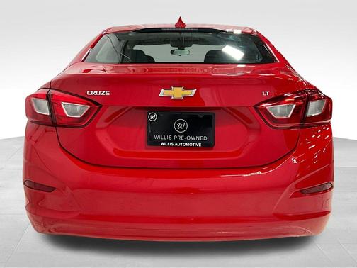 Red Hot 2018 Chevrolet Cruze LT