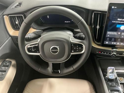 Denim Blue Metallic 2026 Volvo XC60 B5 Plus