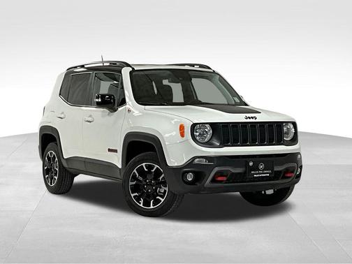 Alpine White Clearcoat 2023 Jeep Renegade Trailhawk