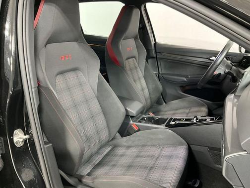 2024 Volkswagen Golf GTI 2.0T S DSG