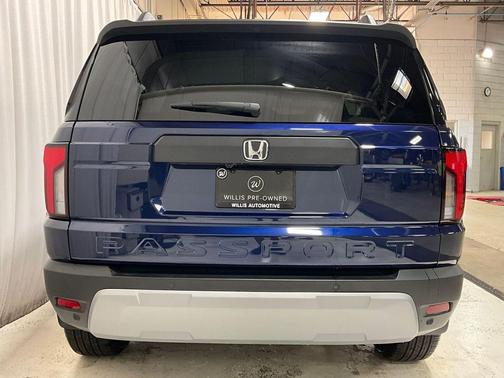 Obsidian Blue Pearl 2026 Honda Passport AWD RTL