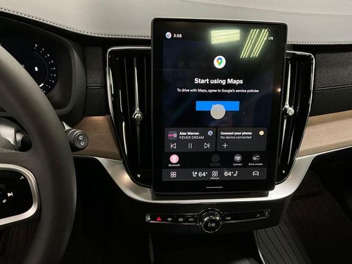 Onyx Black Metallic 2026 Volvo XC90 Plus, B6 AWD Gas (mild hybrid), Gasoline, Bright, 7 Seats