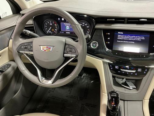 2023 Cadillac XT6 Premium Luxury AWD