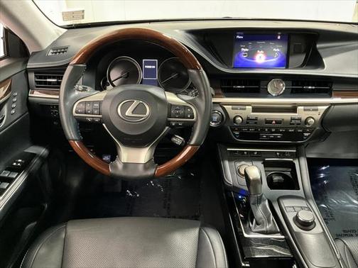 2017 Lexus ES 350 Base