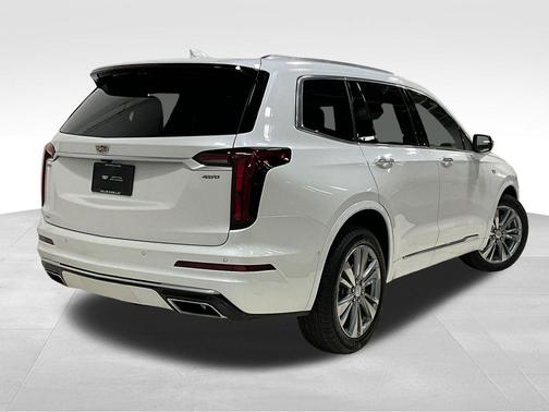 Crystal White Tricoat 2023 Cadillac XT6 Premium Luxury AWD