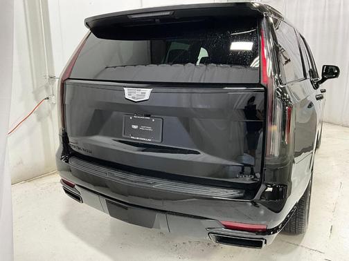 2024 Cadillac Escalade Sport
