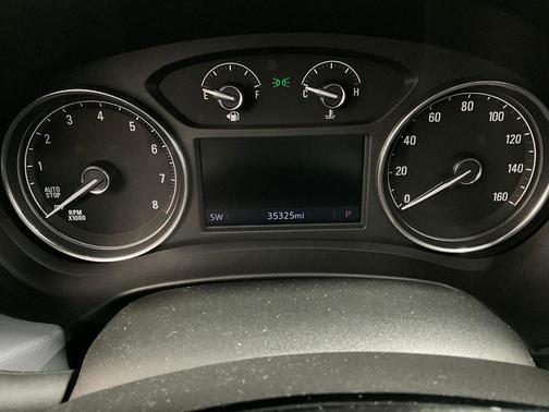 2022 Buick Enclave Essence