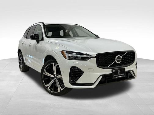 2024 Volvo XC60 Recharge Plug-In Hybrid T8 Ultimate Dark Theme