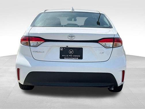 Ice Cap 2023 Toyota Corolla LE