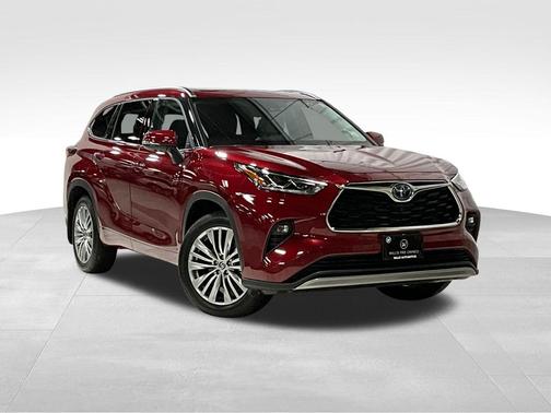 2024 Toyota Highlander Hybrid Platinum