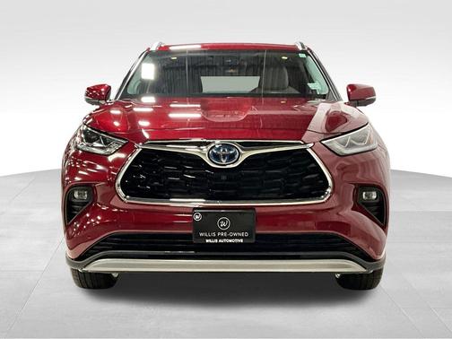 2024 Toyota Highlander Hybrid Platinum