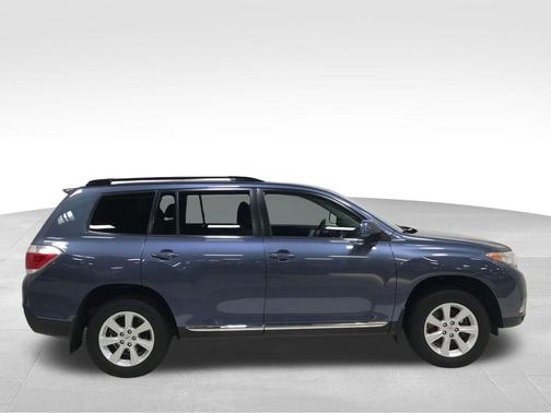 Shoreline Mist 2013 Toyota Highlander SE