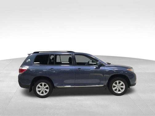 Shoreline Mist 2013 Toyota Highlander SE