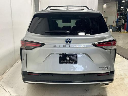2024 Toyota Sienna Platinum 7 Passenger