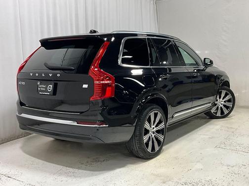 2024 Volvo XC90 Recharge Plug-In Hybrid T8 Ultimate Bright Theme 7-Seater