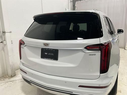2024 Cadillac XT6 Premium Luxury AWD