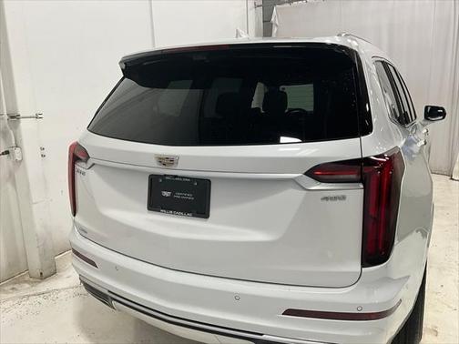 2024 Cadillac XT6 Premium Luxury AWD