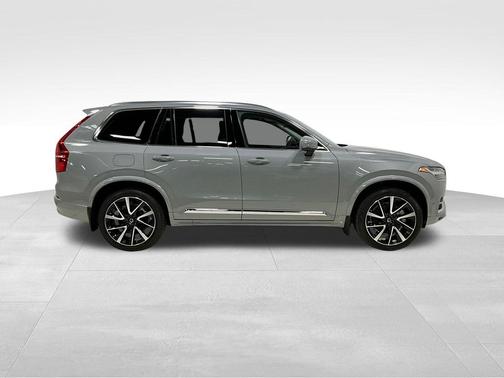 Vapour Grey Metallic 2025 Volvo XC90 B6 Plus 7-Seater