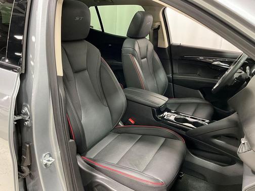 2023 Buick Envision Essence AWD