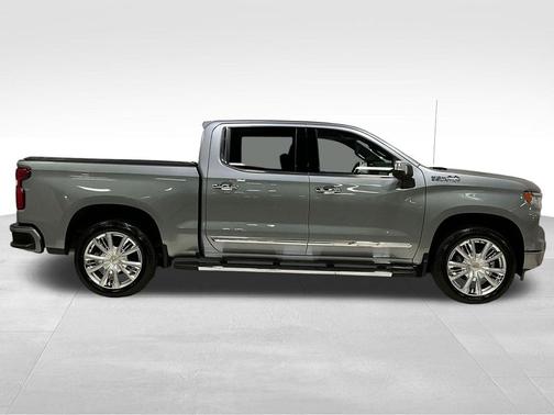 Sterling Gray Metallic 2024 Chevrolet Silverado 1500 High Country