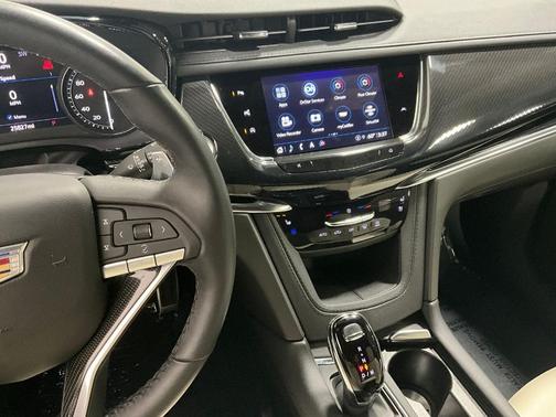 2023 Cadillac XT6 Sport AWD