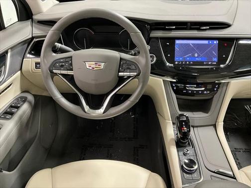 2023 Cadillac XT6 Premium Luxury AWD