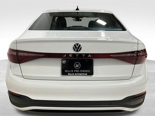 Pure White 2025 Volkswagen Jetta 1.5T Sport