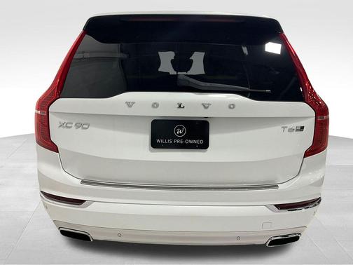 Crystal White 2018 Volvo XC90 T6 Inscription