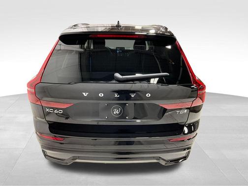 2026 Volvo XC60 Plug-In Hybrid Ultra, T8 AWD Electric/Gasoline, Dark
