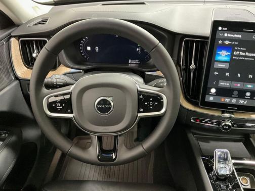 2026 Volvo XC60 Plug-In Hybrid Ultra, T8 AWD Electric/Gasoline, Dark