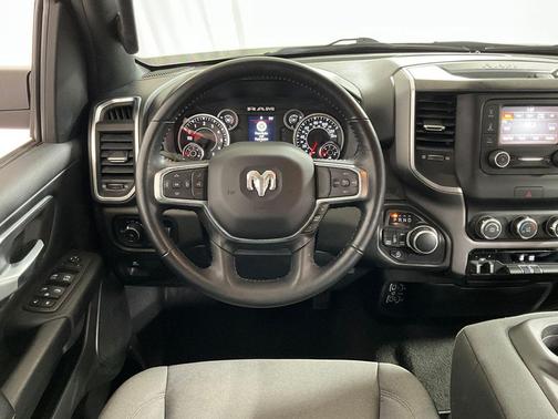 Bright White Clearcoat 2024 RAM 1500 Big Horn/Lone Star