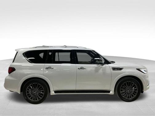 2023 INFINITI QX80 SENSORY AWD