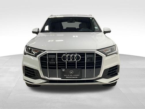 Carrara White 2022 Audi Q7 55 Premium Plus