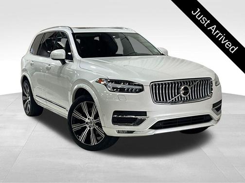 Crystal White Metallic 2023 Volvo XC90 B6 Ultimate 7-Seater