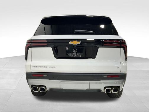 2024 Chevrolet Traverse LT