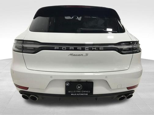 White 2020 Porsche Macan Macan