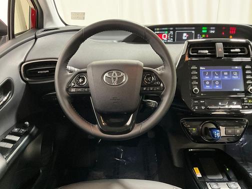 2021 Toyota Prius XLE