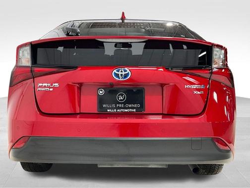 2021 Toyota Prius XLE