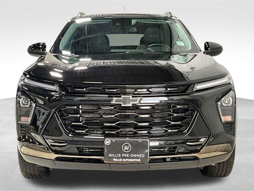 Mosaic Black Metallic 2025 Chevrolet Trax FWD ACTIV