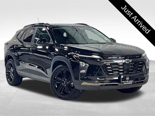 Mosaic Black Metallic 2025 Chevrolet Trax FWD ACTIV