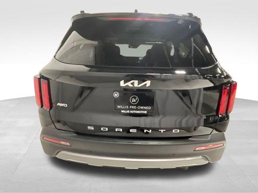 2022 Kia Sorento SX