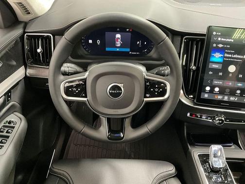 Vapour Grey Metallic 2026 Volvo XC90 Ultra, B6 AWD Gas (mild hybrid), Gasoline, Bright, 7 Seats