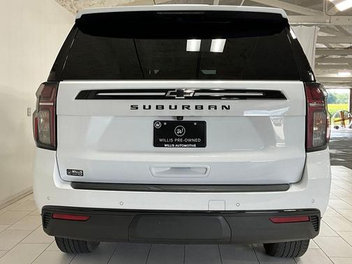 2023 Chevrolet Suburban 4WD Z71