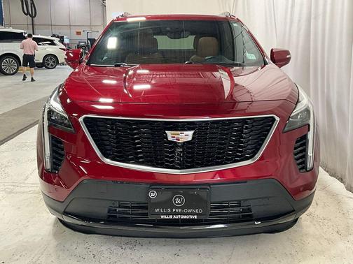 Red Horizon Tintcoat 2019 Cadillac XT4 Sport