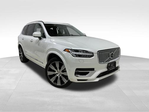 2023 Volvo XC90 Recharge Plug-In Hybrid T8 Plus 6 Passenger