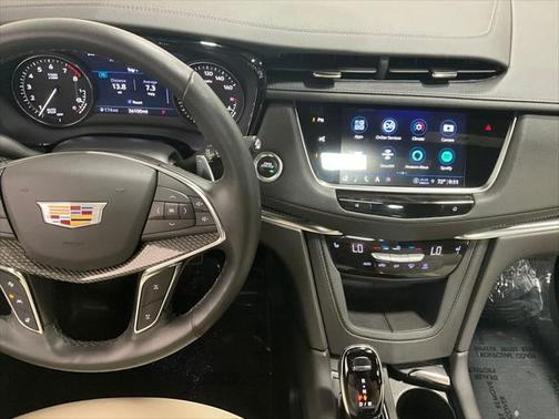 2022 Cadillac XT5 Sport