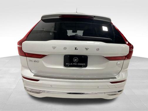 2022 Volvo XC60 Recharge Plug-In Hybrid T8 Inscription